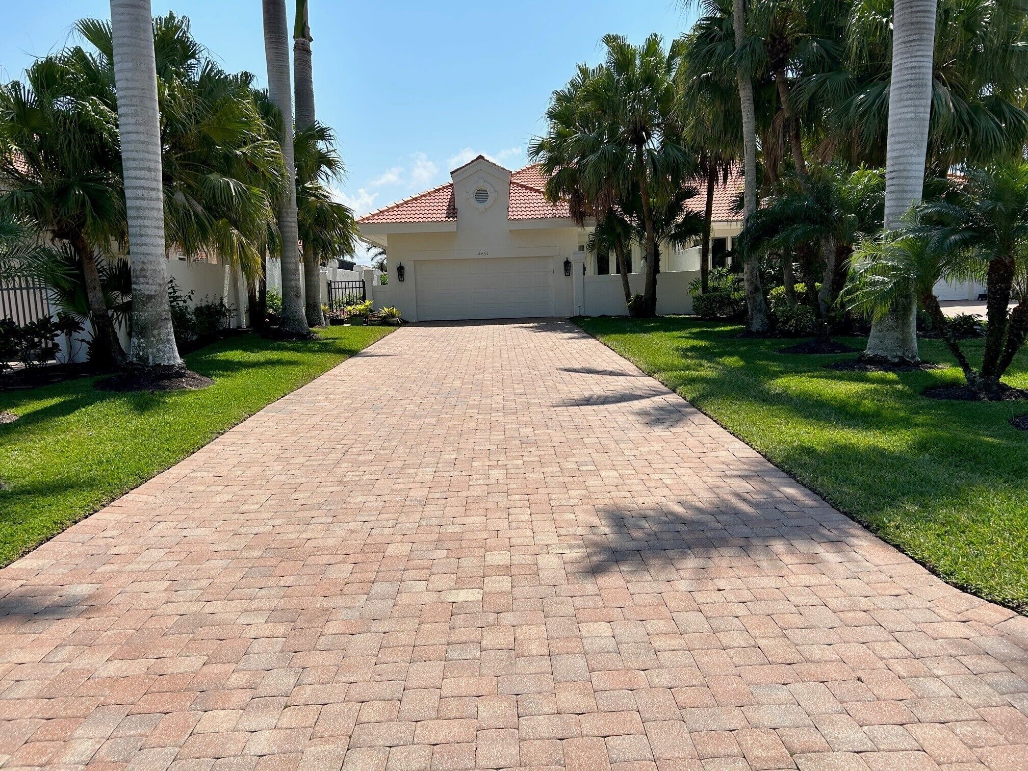 Listing# 105 Property Photo